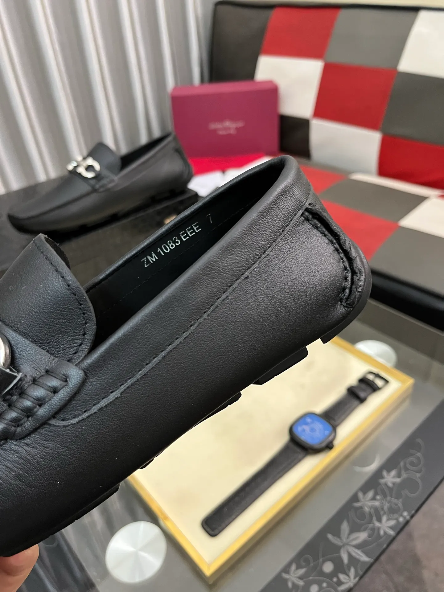 Men's shoes 💰560⌚️⌚️ Ferragamo [Ferragamo] new high-end quality framed shoes. The style is luxurious and elegant, with equal emphasis on practicality and style. We pay special attention to quality and details. The shoe last leather, workmanship and comfort are not inferior! Material: Imported first-layer soft cowhide leather upper ➕Genuine leather lining, code number: 38-446️⃣colors available